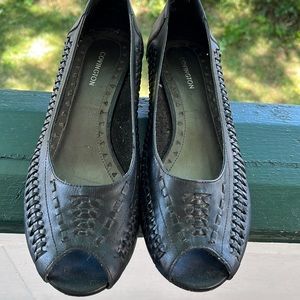 🔥🔥🔥 Covington shoes size 9